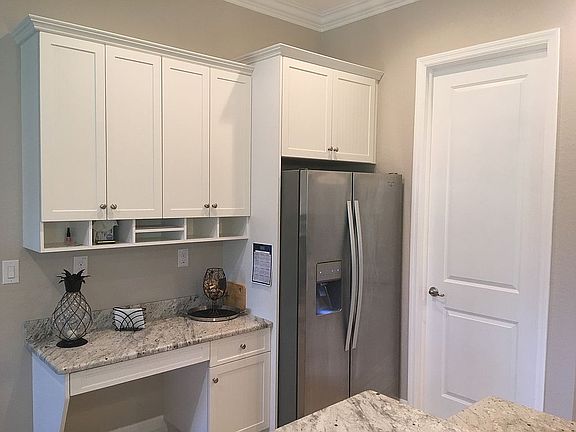 5th image of 12 Mast Dr