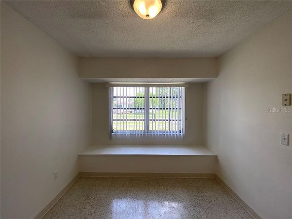 4th image of 5761 Gallatin Ln