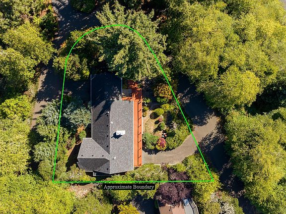 5th image of 1636 NE Regatta Way