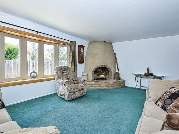 4th image of 5790 Amethyst Ave