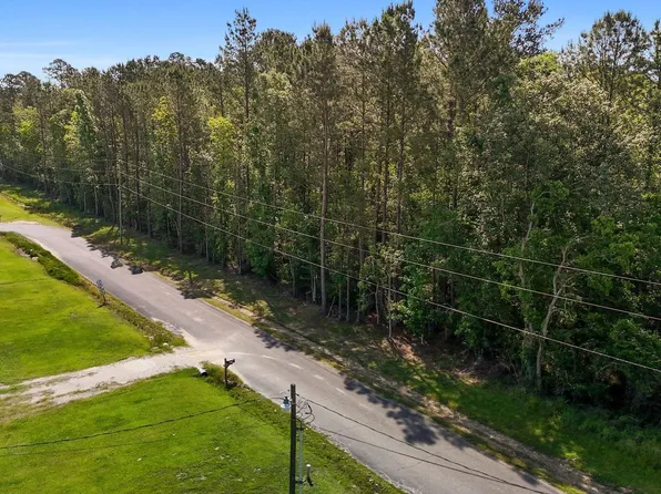 Zara Sage Rd, Walker, LA 70785