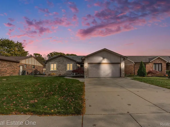 51860 Salvatori Dr, Chesterfield, MI 48047