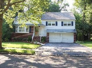 26 Christy Ln, Springfield, NJ 07081