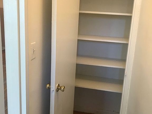 4th image of 142-10 Hoover Ave #219