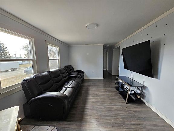 4th image of 4928 N 58th Ave