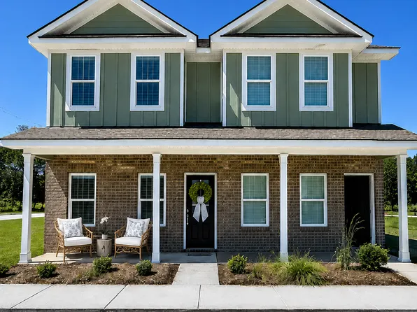 102 Skye Dr, Statesboro, GA