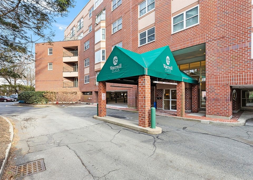 1st image of 1 Watermill Pl Unit 212