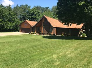 371 Shady Side Rd, Uniontown, PA 15401