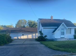 1219 Norton St, Burton, MI 48529