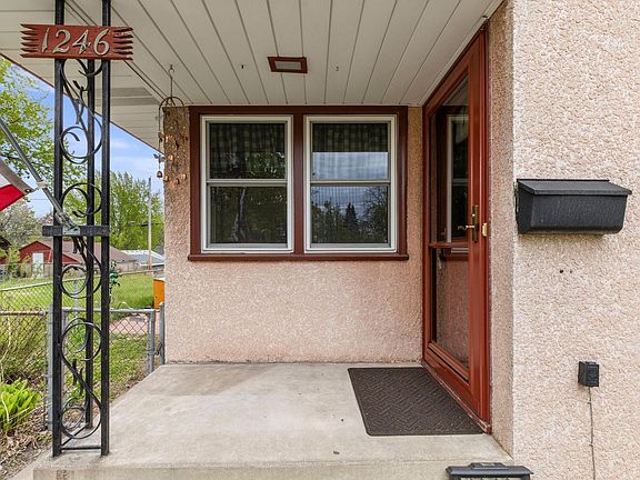 5th image of 1246 Hewitt Ave