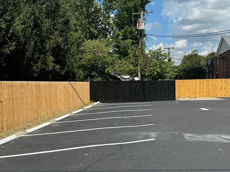 209 Lakeshore Dr — Photo 10