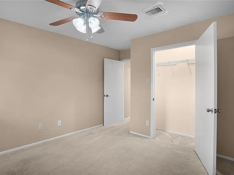 1102 Welsh Ave #B — Photo 13