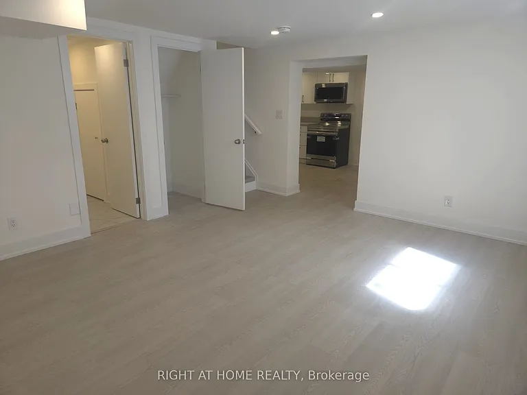 13 Spring St #BASEMENT — Photo 5