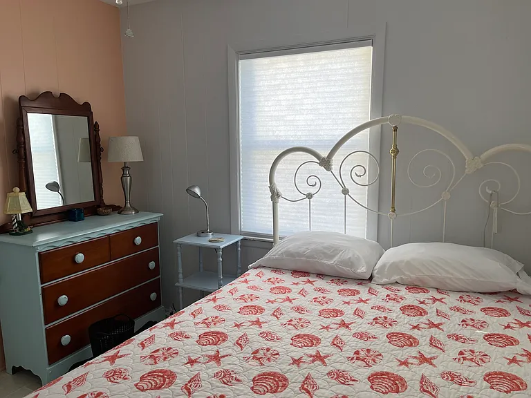 1745 Shady Bend Ln — Photo 8