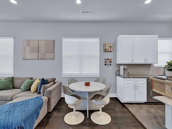 5th image of 228 Wimberly St #228
