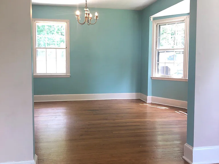 307 S Cherokee St — Photo 4