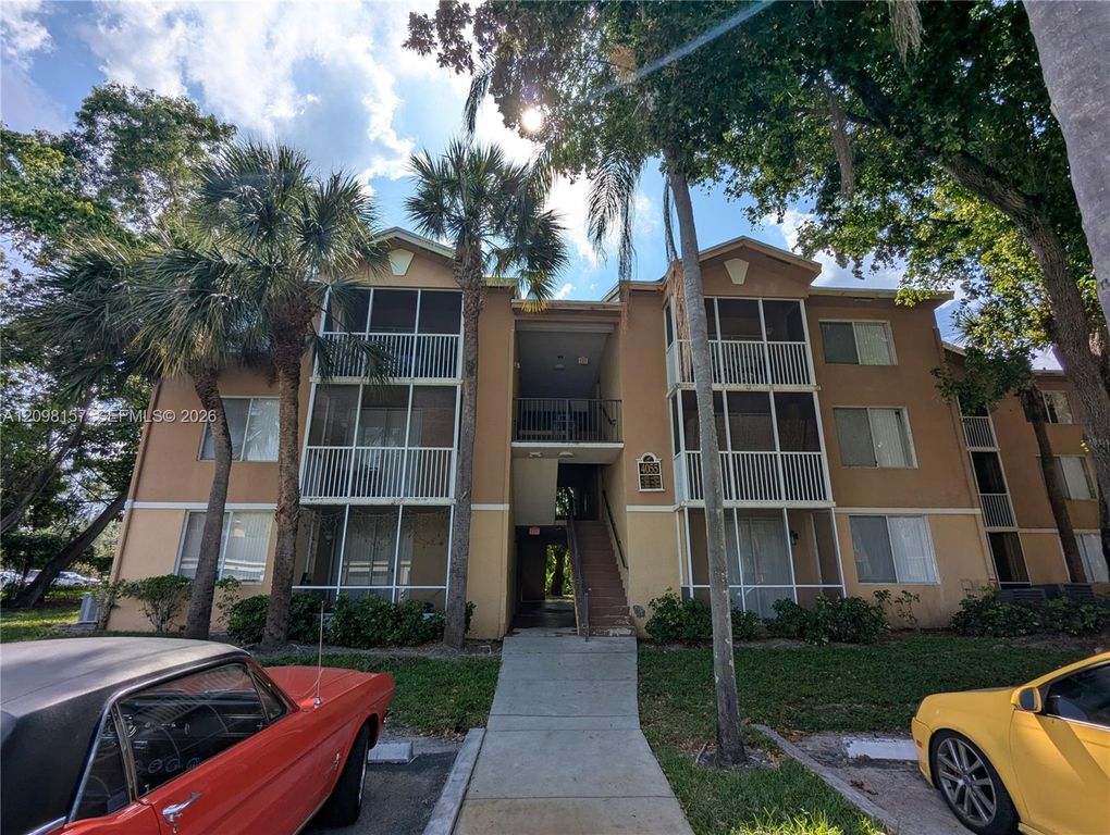 4055 W McNab Rd APT H203, Pompano Beach
