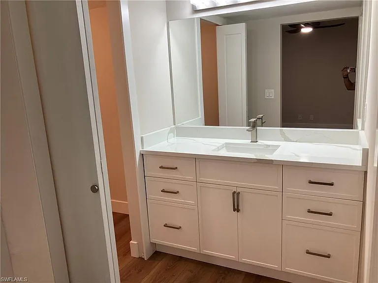 1826 Kings Lake Blvd #101 — Photo 10