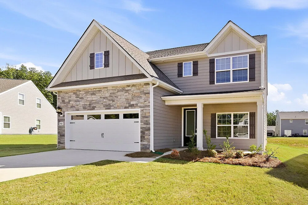 4 bed, 2.5 bath, 2384 sqft, $2,315 — Photo 4