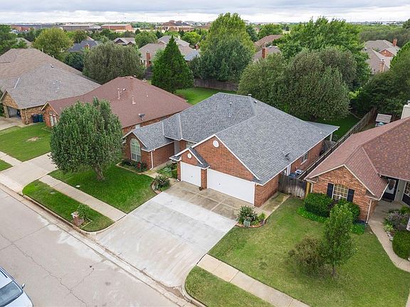 2nd image of 15621 Summit Parke Dr