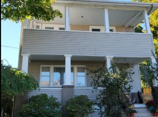 8 1st Ave, Hawthorne, NJ 07506