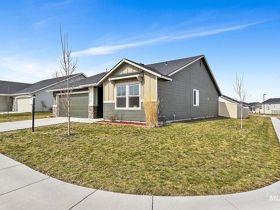 2nd image of 11356 W Colorado Riv