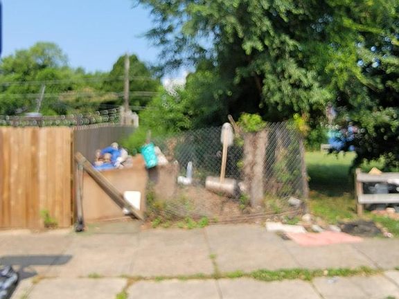 3rd image of 2214 N Lawrence St
