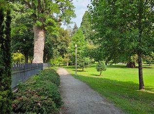 720 6th Ave APT 202, Tacoma, WA 98405