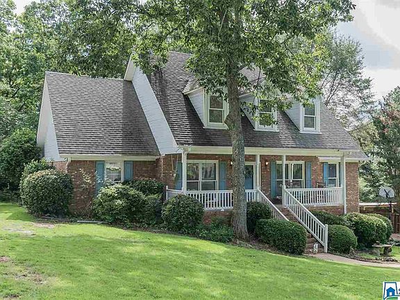 2nd image of 2159 Woodledge Dr