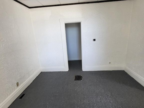 Bedroom/Living Room (looking west)