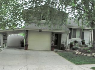 12143 Franklin Cir, Omaha, NE 68154