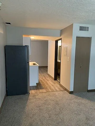The Bigelow Apartments — Photo 46
