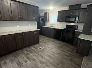 5806 N Belleview Ave, Kansas City, MO 64118