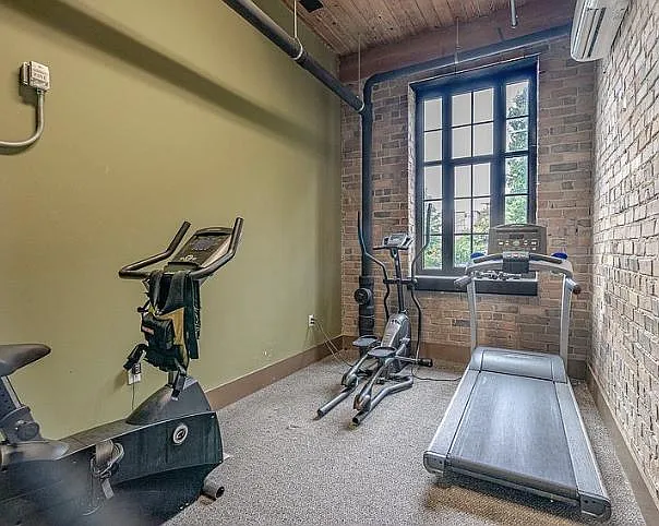 1060 Worlds Fair Park Dr #306 — Photo 21