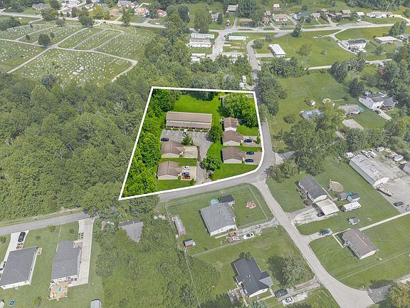2nd image of 150 Mynhier Rd
