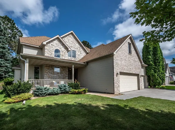 4928 Pine Ln, Eagan, MN 55123