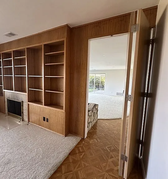 1212 Roberto Ln — Photo 9