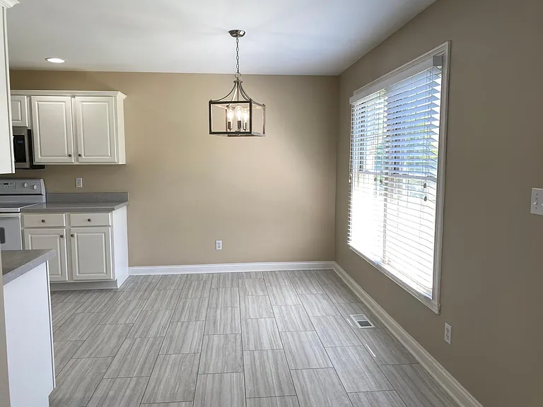 2700 Oak Trail Dr — Photo 6