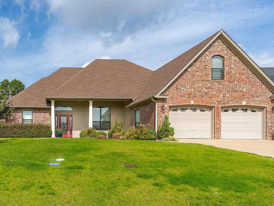 1st image of 809 Woodridge Cir