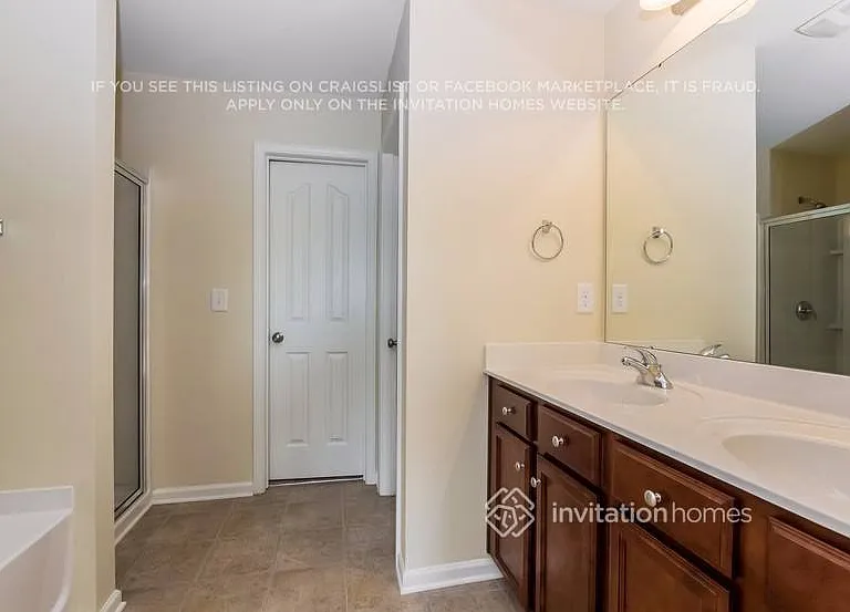 9507 Pond Vista Ct — Photo 16