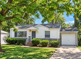 10522 Byfield Dr, Saint Louis, MO 63137