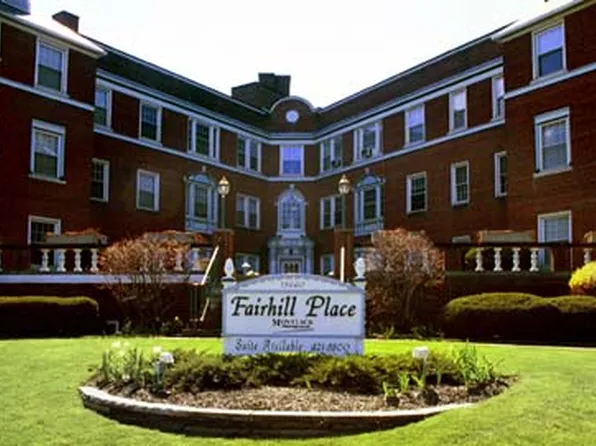 The Fairhill Place, 13660 Fairhill Rd #Ddc6bbf2f, Cleveland, OH 44120