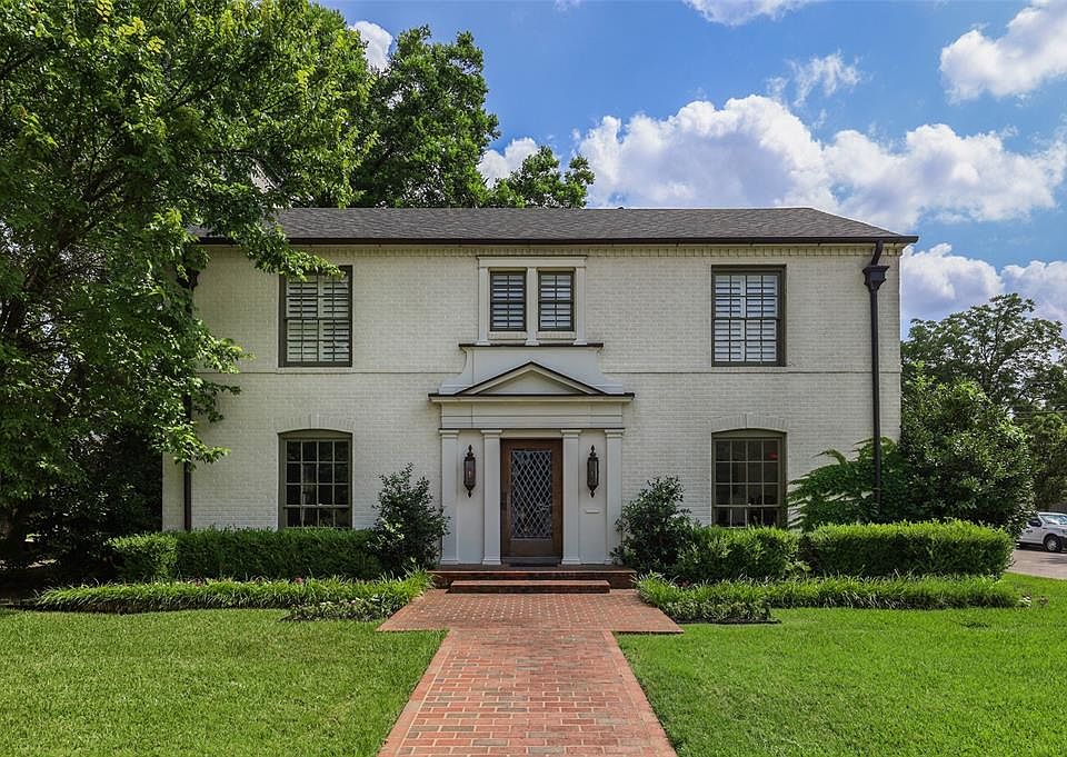 1st image of 3219 Mockingbird Ln
