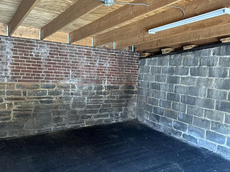 330 Darby Rd #3 — Photo 2