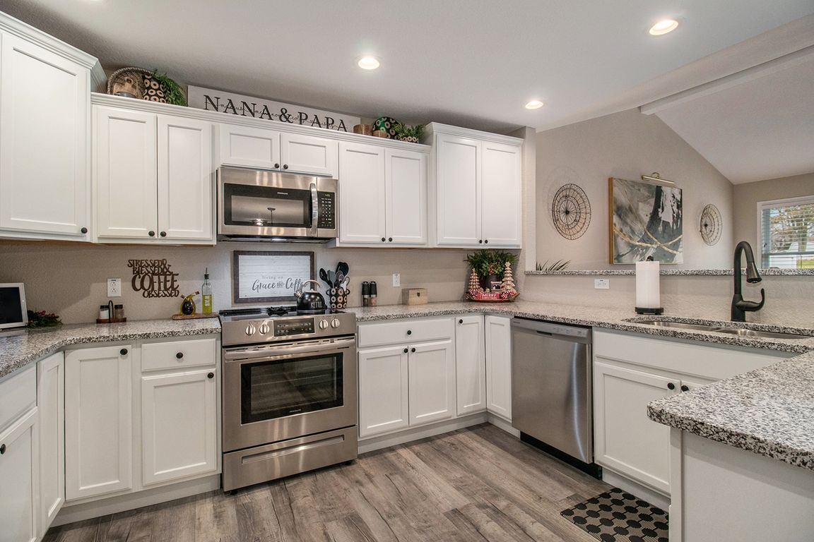 next background image