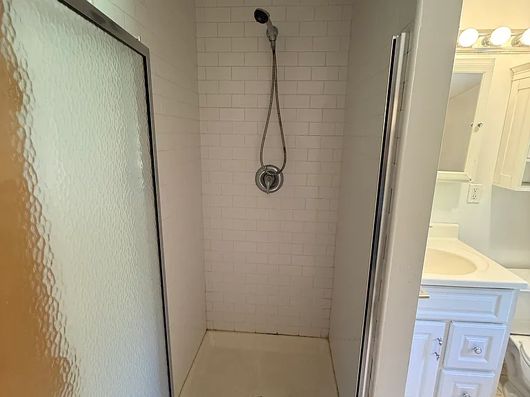 793 Lake St #5 — Photo 58
