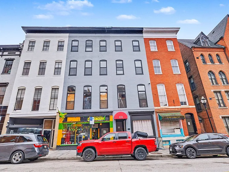 117 West Saratoga Street — Photo 4