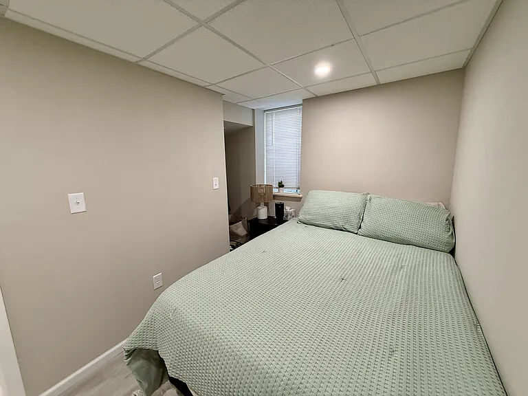 200 N Pine St #202 — Photo 28