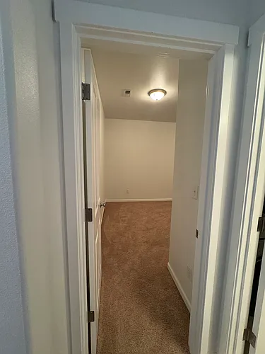 3515 Cedar Ave S #BASEMENT Photo 1