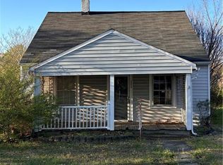 3558 Spangenberg Ave, Clemmons, NC 27012